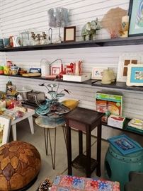 Water features, decorative items