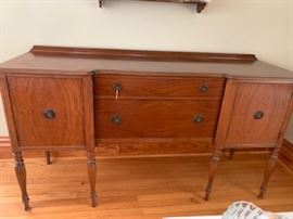 Beautiful buffet, really good condition