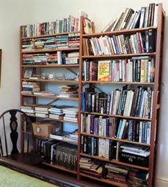 BOOKCASE WITH BOOKS