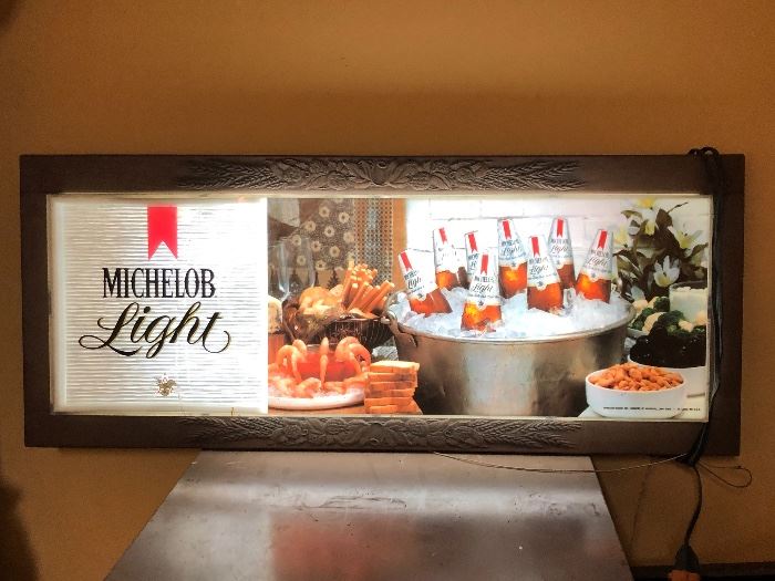 Michelob Beer Sign Light