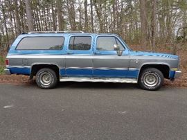 1988 or 89 suburban, runs fine