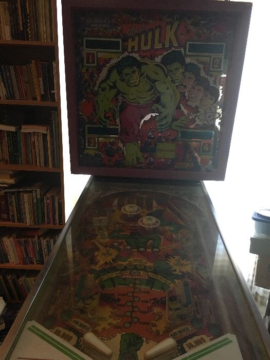 Hulk pinball machine