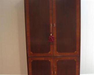 Media armoire