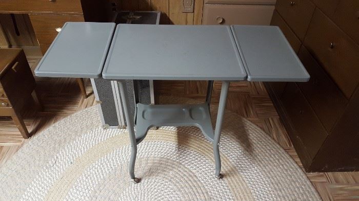 Toledo Guild Drop-Leaf Typewriter Table Stand, Gray Steel