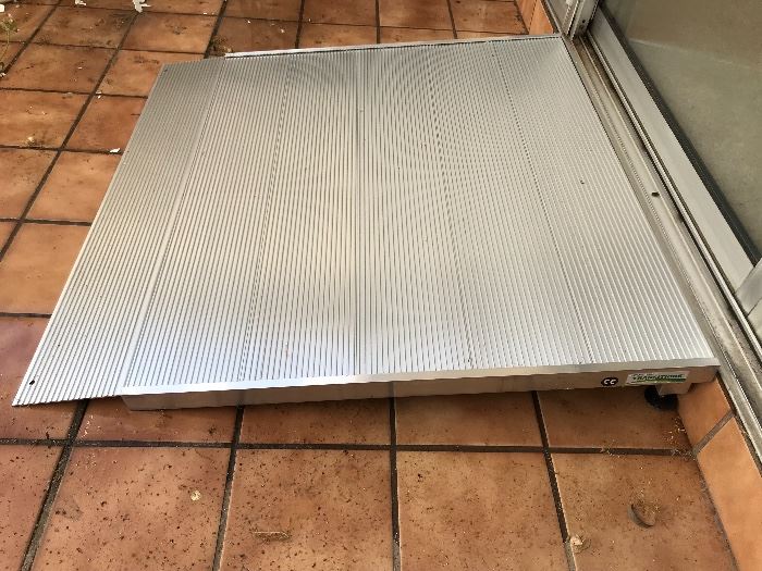 2 Aluminum Transition Wheel chair ramps