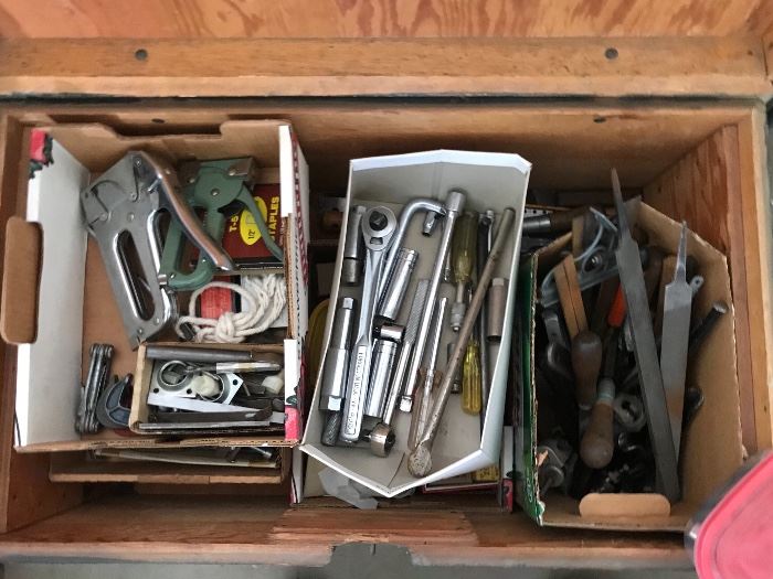 All tools sell “one money”