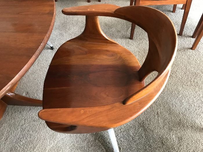 Heywood Wakefield table and 4
