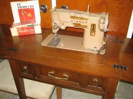 Singer sewing machine
