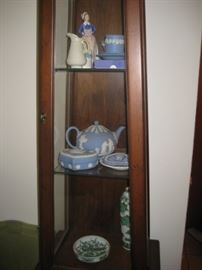 Curio cabinet, Wedgwood