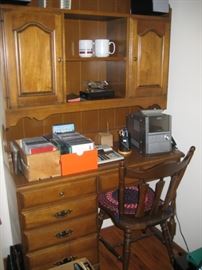 Desk with hutch
