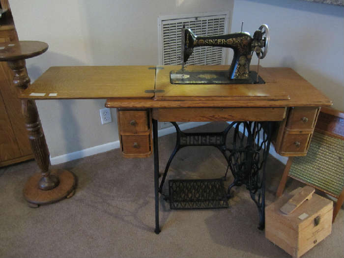 Ornate Vintage Singer Sewing Machine