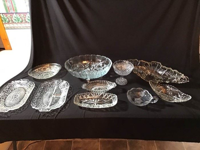 Scalloped Edge Crystal Assortment
