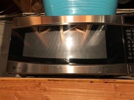 GE Profile Microwave