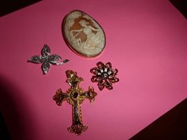 Lovely Platinum and Diamond pin,  wonderful cameo and lots more.