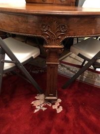 Horner Style Victorian Oak Dining Table with three leaves