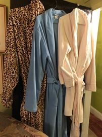 nize cozy robes