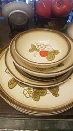 dinnerware