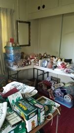 Room View - Christmas and Michigan