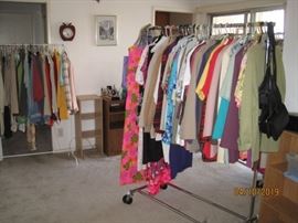 Women's Clothing Sizes Medium to Large