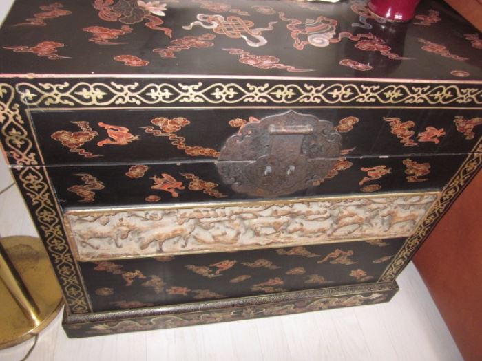 Qing Dynasty Laquer Chest