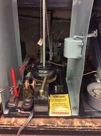 Vintage Coin Operated Nickel Digger Grab Amusement Arcade Game. Invented by William Bartlett and Patented in 1932 known as the Miami Digger!
