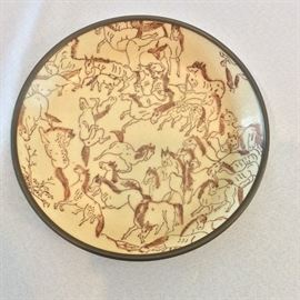 Japanese Porcelainware, 7 3/4" diameter.