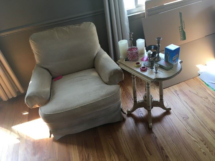 chair end table