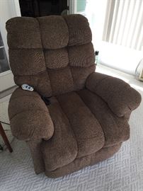 Best Home Furnishings Lift Chair