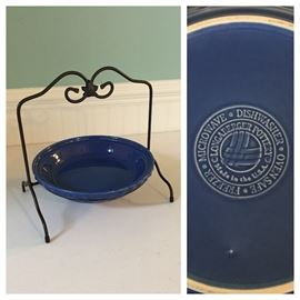 Longaberger Pottery Pie Plate and Stand
