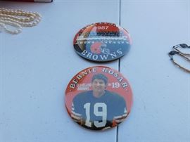 Cleveland Browns/Bernie Kosar Pinbacks