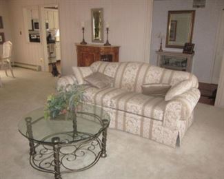 Rowe Living Room Suite Round Glass & Brass Ornate Design Cocktail Table