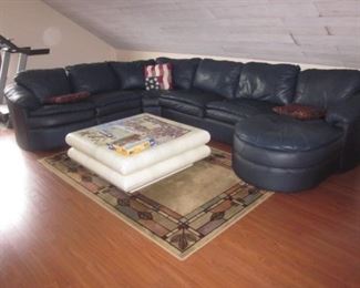 Natuzzi Leather Sofa Suite