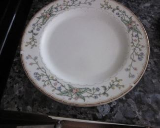 Farberware Wellesley China Service