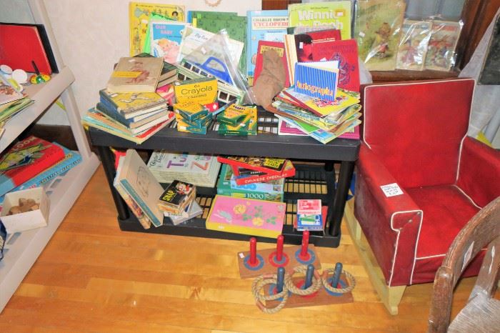 Vintage children's books/toys