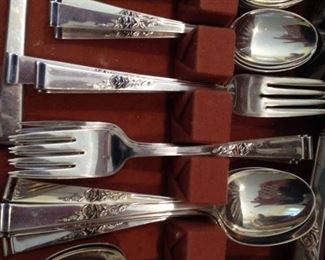 Reed and Barton Sterling flatware "Classic Rose"