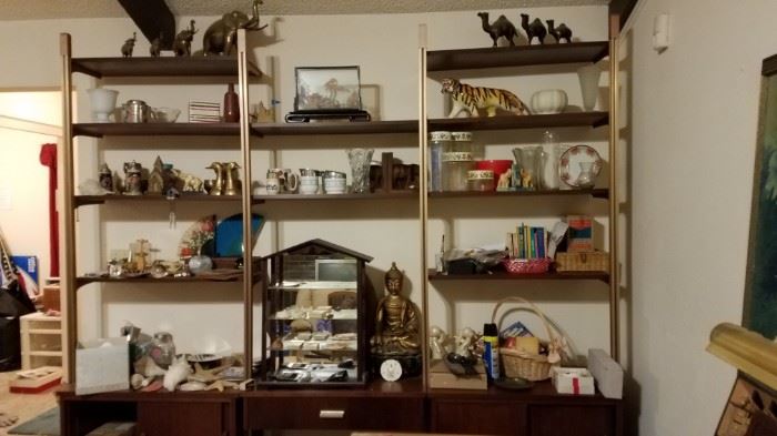 Nucraft Vintage Etegere and accessories