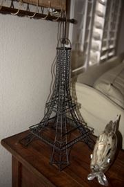 Metal Art of Eiffel Tower