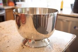 Crate and Barrel Charleston Wine Champ