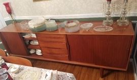Buffet w/matching Table & Chairs. The table has hidden leaves.