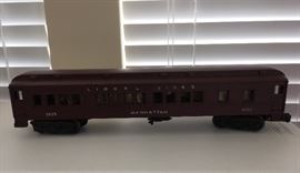 Lionel Manhattan car no. 2625 (pair)