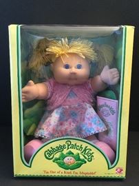 Vintage Cabbage Patch doll (NIB)