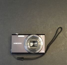 Samsung Schneider-Kreuznach digital camera
