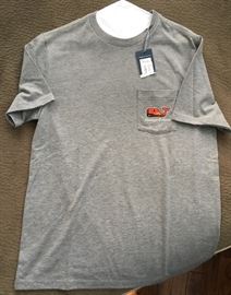 Vineyard Vines t-shirt
