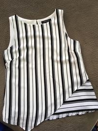 White House Black Market tank