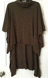 P Luca Milano poncho