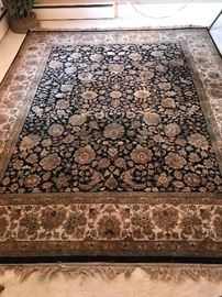 Oriental rug https://ctbids.com/#!/description/share/131964