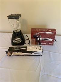 Oster Blender, Professional Corkscrew, Black and Decker Electric Knife https://ctbids.com/#!/description/share/131986