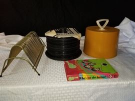 vintage 45 records with 1968 The Monkees book https://ctbids.com/#!/description/share/132017