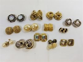 Collection of 12 pair of vintage costume jewelry clip on earrings https://ctbids.com/#!/description/share/132064
