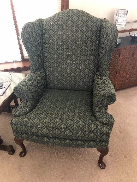 Wing backed side chair, green/leaf pattern